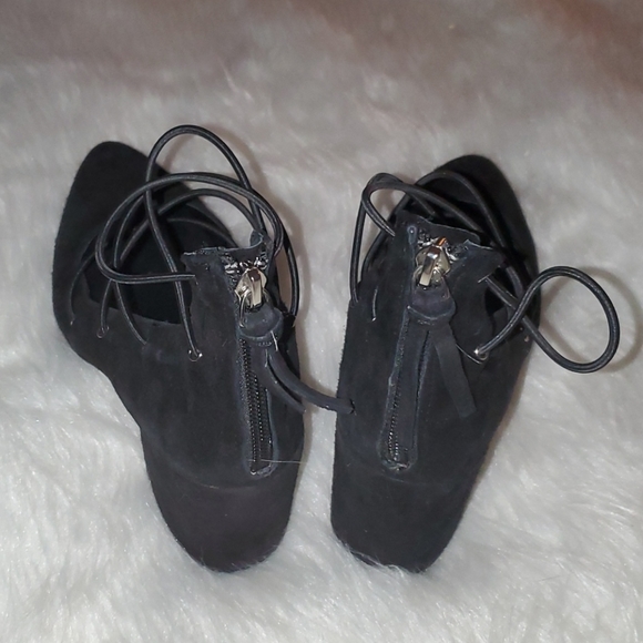 Rebecca Minkoff S. 7.5 Black Suede Chunky Heel - Picture 4 of 8